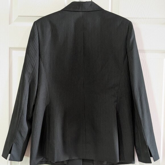 Evan-Picone Women's Black Stripe Blazer, Size 12, Suit Separate - Picture 3 of 16